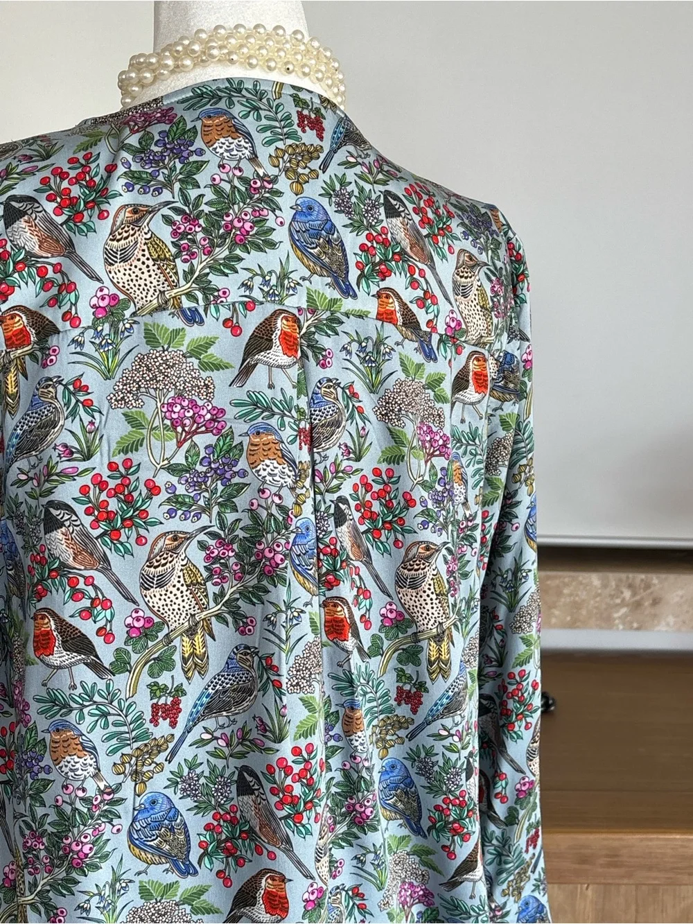 J.Jill S Bird Botanical Print Top Blouse 3/4 Sleeve EcoVero Viscose Old Money - Picture 11 of 13